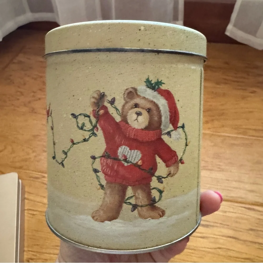 Vintage Teddy Bear Christmas Tin Cylinder Canister 4.5” Tall USA